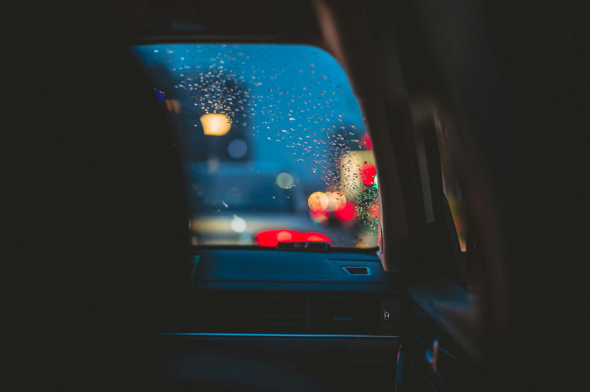Landed in London: from the plane to the car